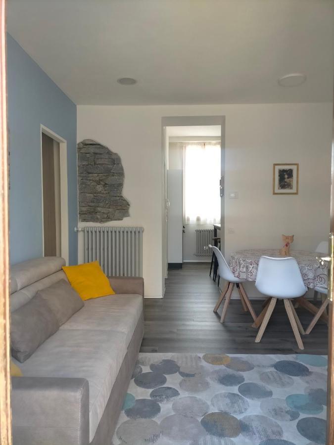 Kinghouse Apartment Домодосола Екстериор снимка